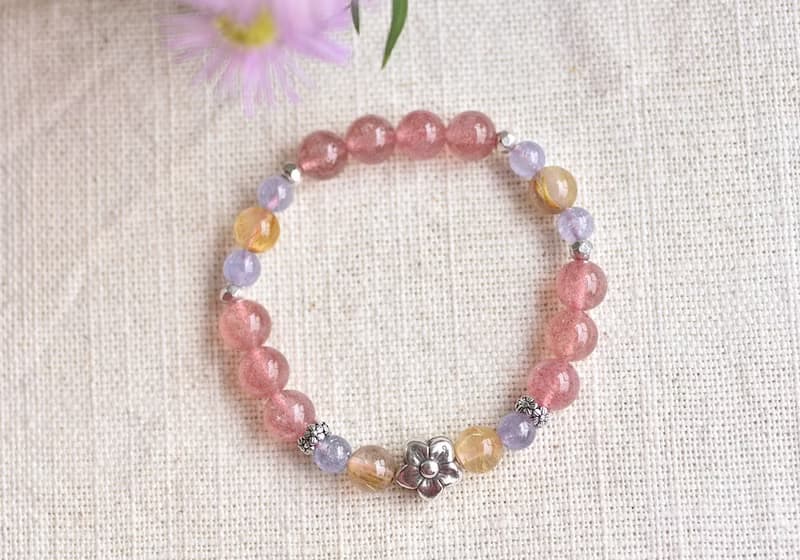 草莓晶+丹泉石+鈦晶+花朵純銀水晶手鍊