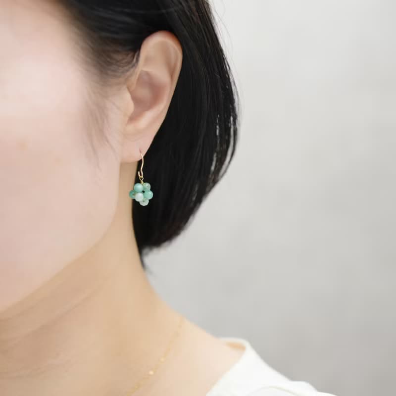 【ピアス・イヤリング】エメラルド  緑 天然石・5月誕生石
