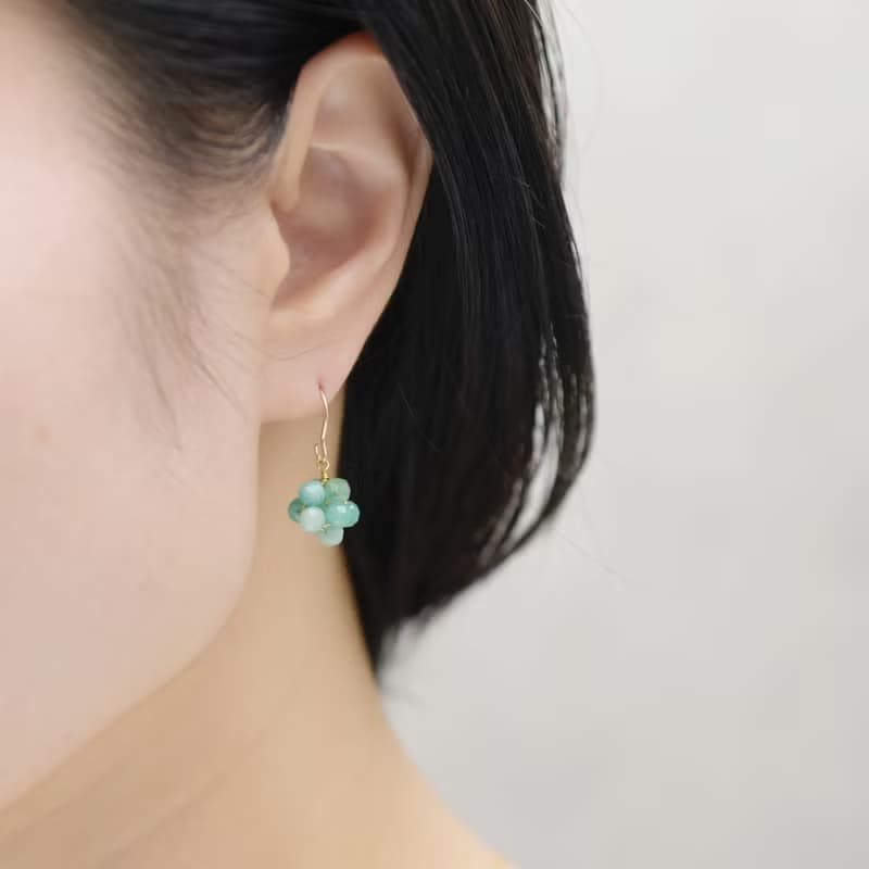 【ピアス・イヤリング】エメラルド  緑 天然石・5月誕生石