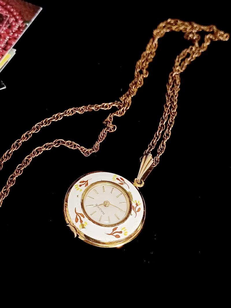 vintage jewelry PACINE 白琺瑯花鳥機械錶  項鍊 1880元