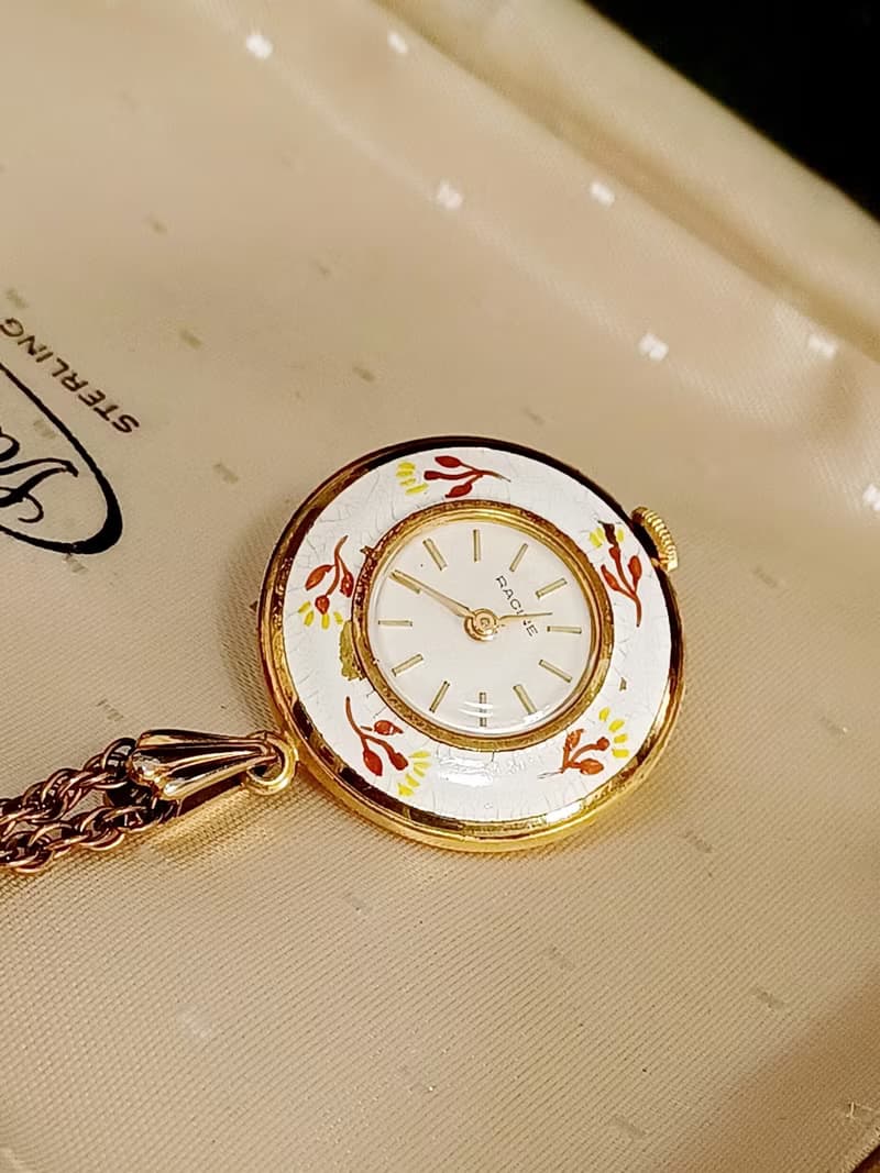 vintage jewelry PACINE 白琺瑯花鳥機械錶  項鍊 1880元