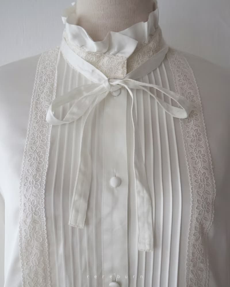 日本製復古花朵刺繡小立領薄七分袖白色古著襯衫