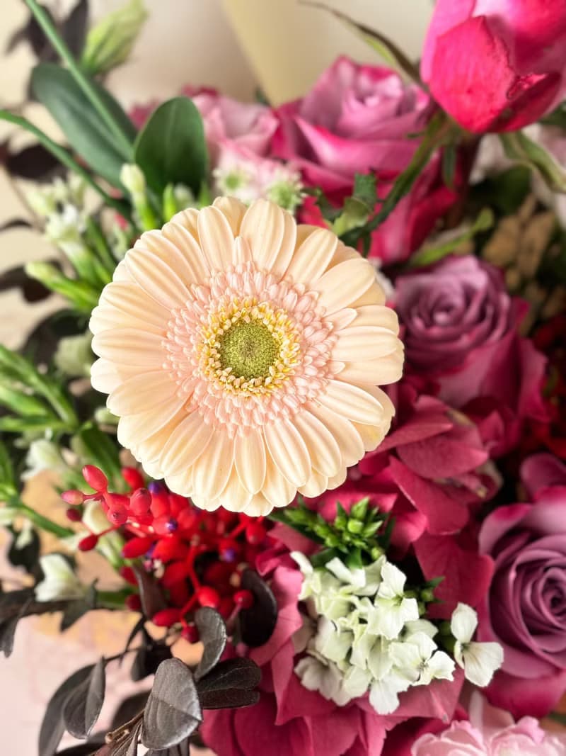 Rose Bouquet-俏皮玫瑰鮮花花束