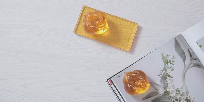 LIULI LIVING 連連好事 雙柿雙喜 好運人緣 含牡丹花飾底座