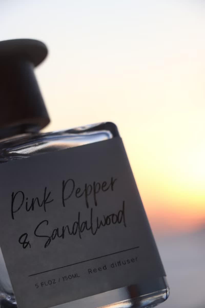 【粉紅胡椒與檀木 Pink Pepper & Sandalwood 】藤枝香薰 150ML