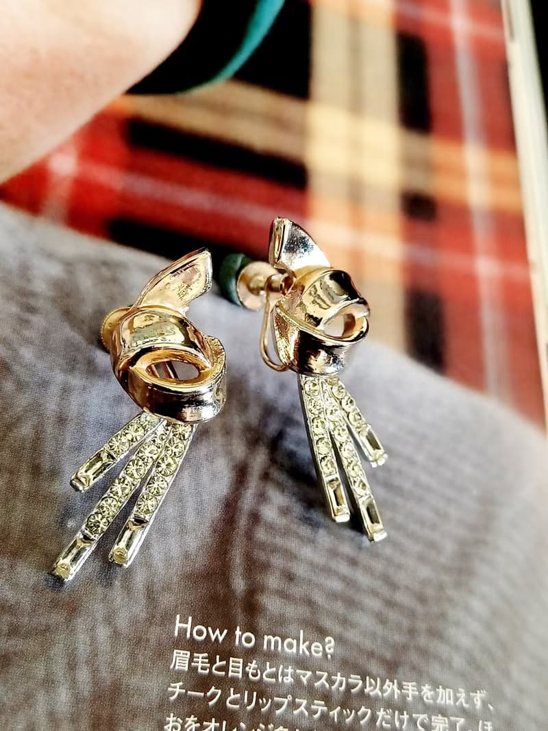 vintage jewelry 立體繩結風格吊墜萊茵 夾式耳環