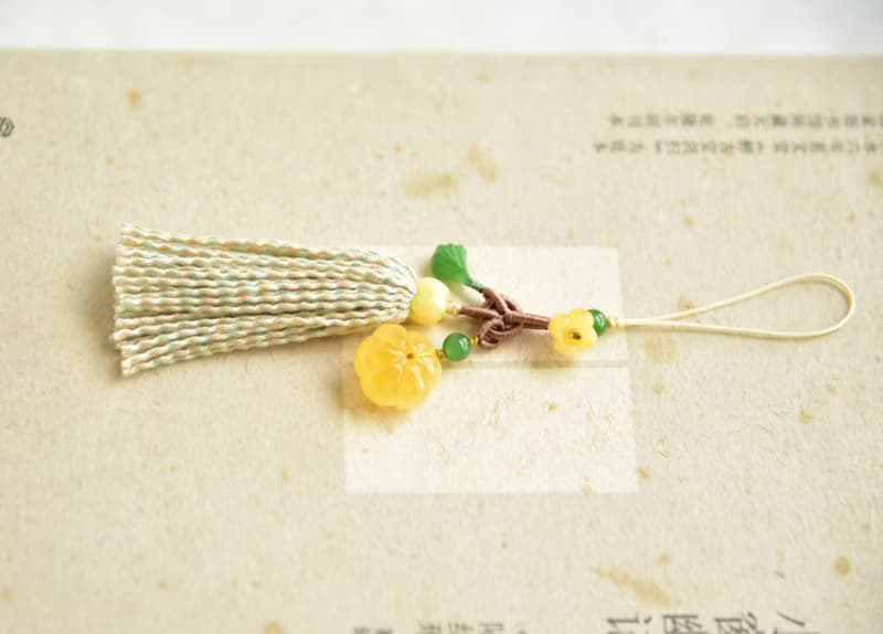 【小歡喜】Amber天然琥珀蜜蠟南瓜珠壓襟包包手機小吊飾