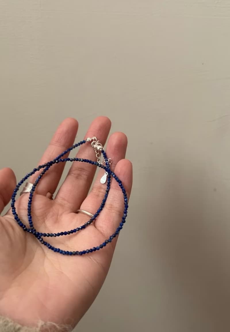 KUÂN KUÂN 細閃青金石項鍊