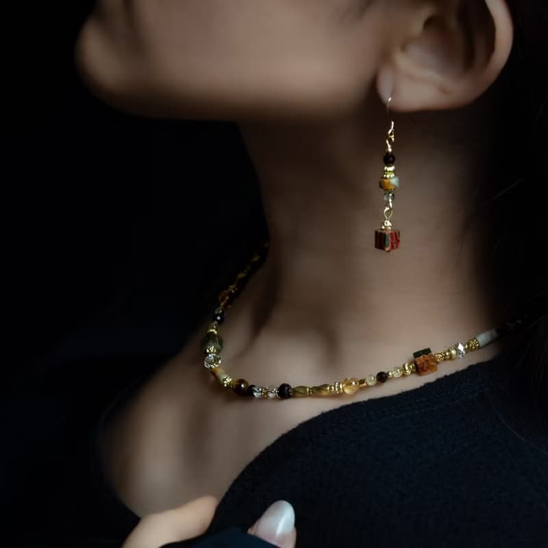 為愛癡狂 l 鈦晶瘋狂瑪瑙畢加索石耳勾式耳環 E0028