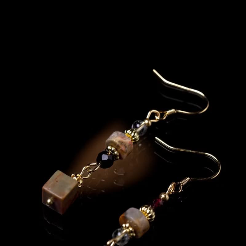 為愛癡狂 l 鈦晶瘋狂瑪瑙畢加索石耳勾式耳環 E0028