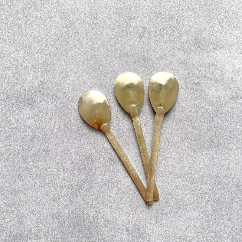 雫 槌目のシンプルな真鍮スプーン