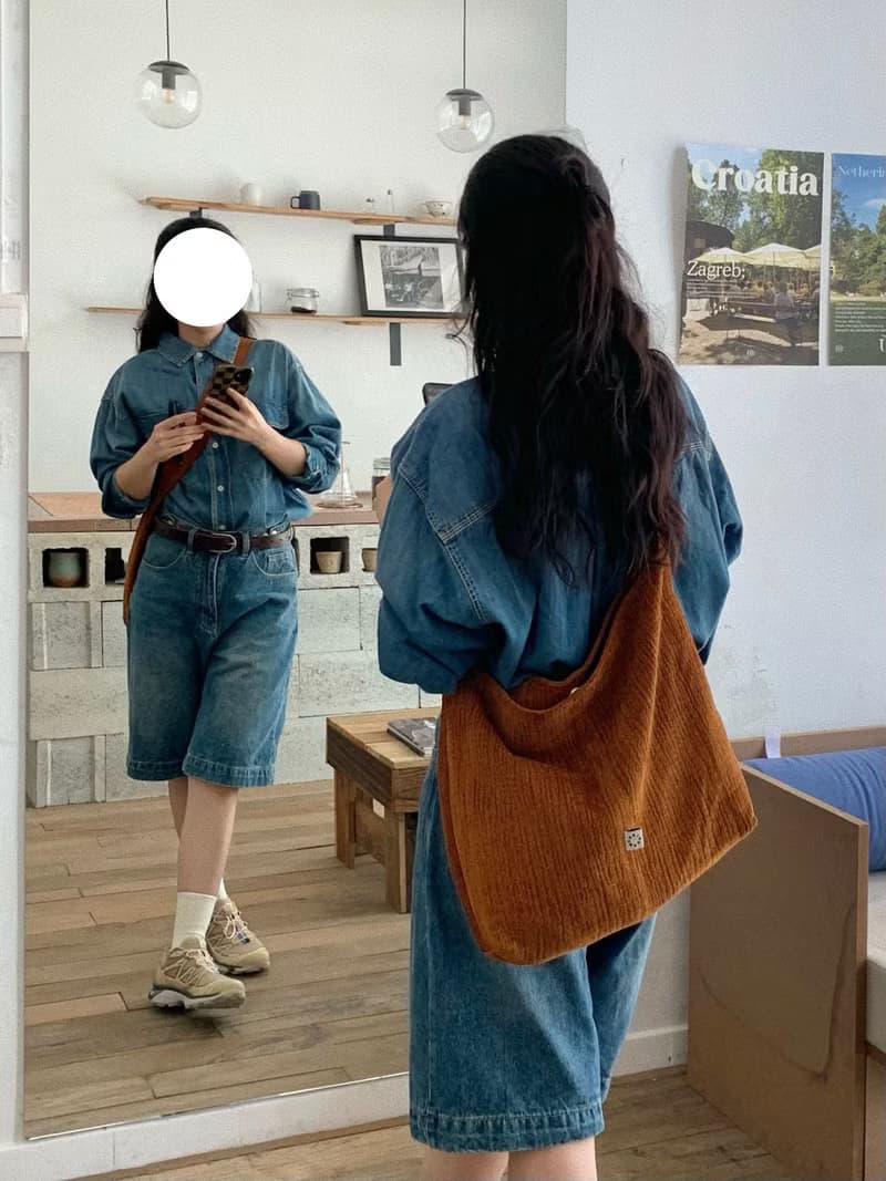 條紋肌理感 秋冬復古色系大容量百搭斜挎包