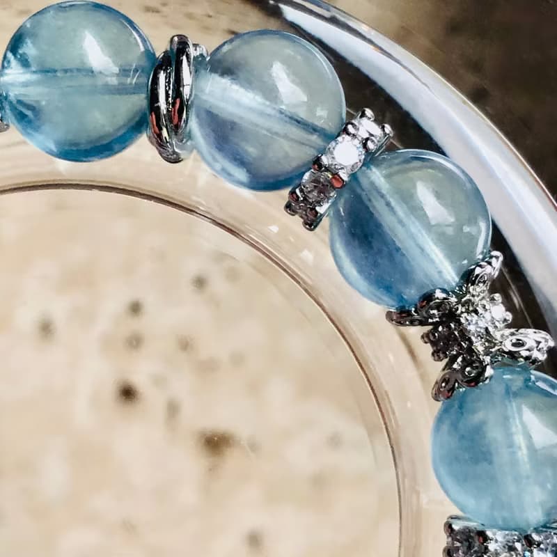 ITS-B660【設計款・精品淨透冰海藍寶】天然石水晶手鍊手環