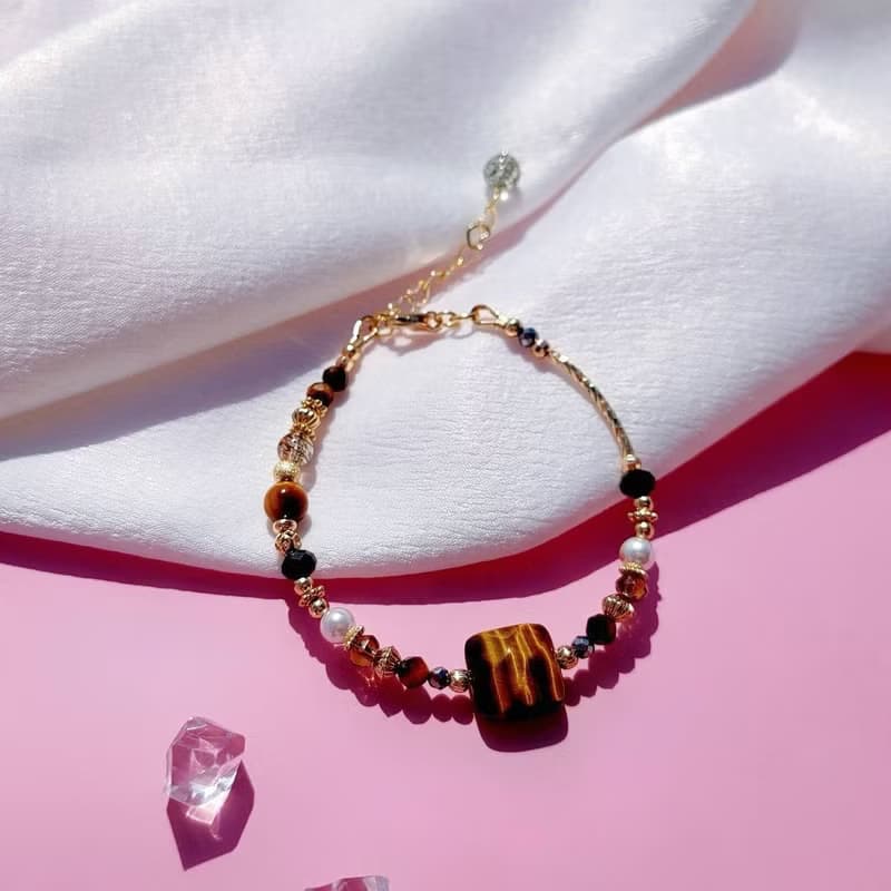 幸福躲貓貓。黃虎眼 尖晶石 黑金超七 14K包金 水晶礦石設計手鍊