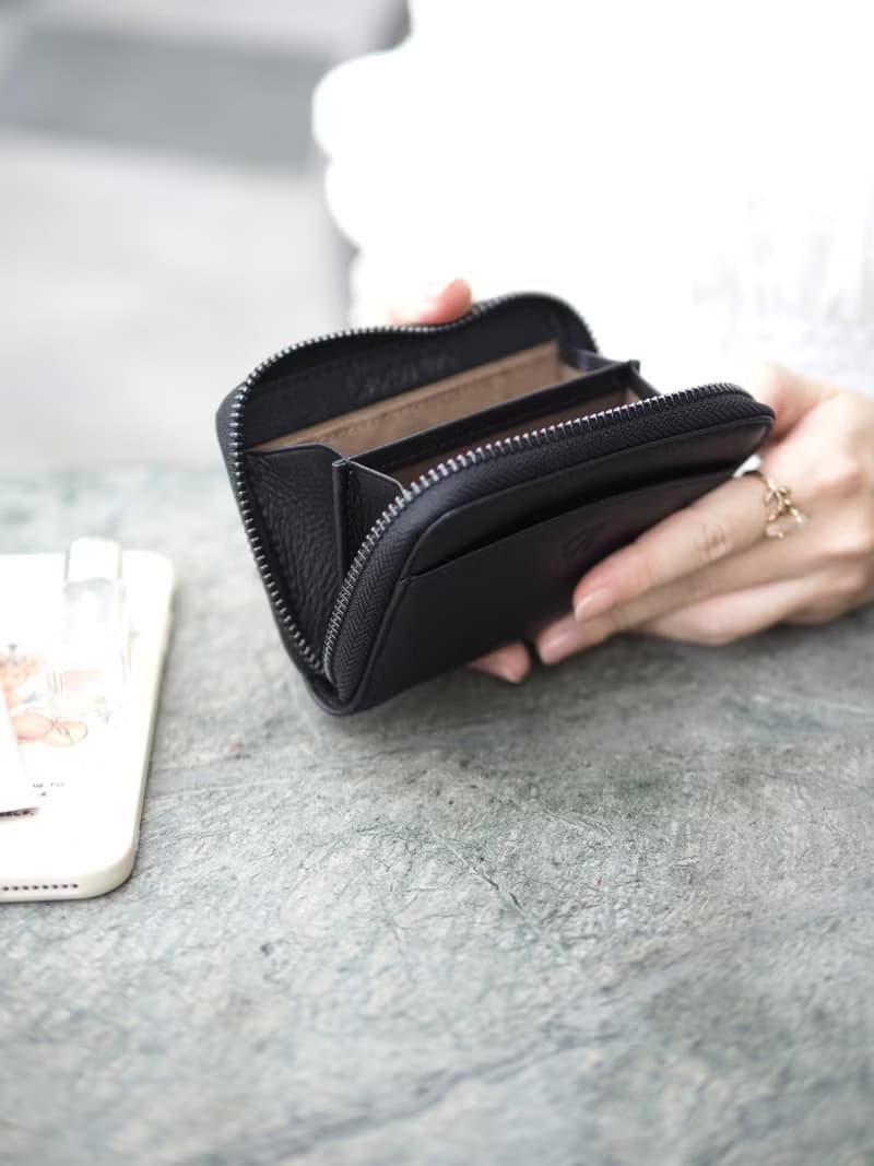 Penni (Black) : Zip wallet, Short wallet, Leather, Black, mini wallet