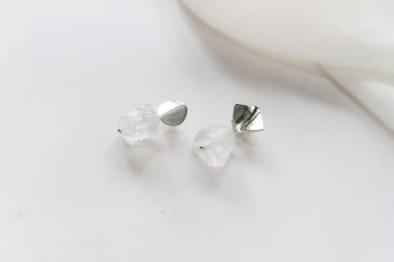925純銀  方、圓折射光 白水晶 耳環 一對