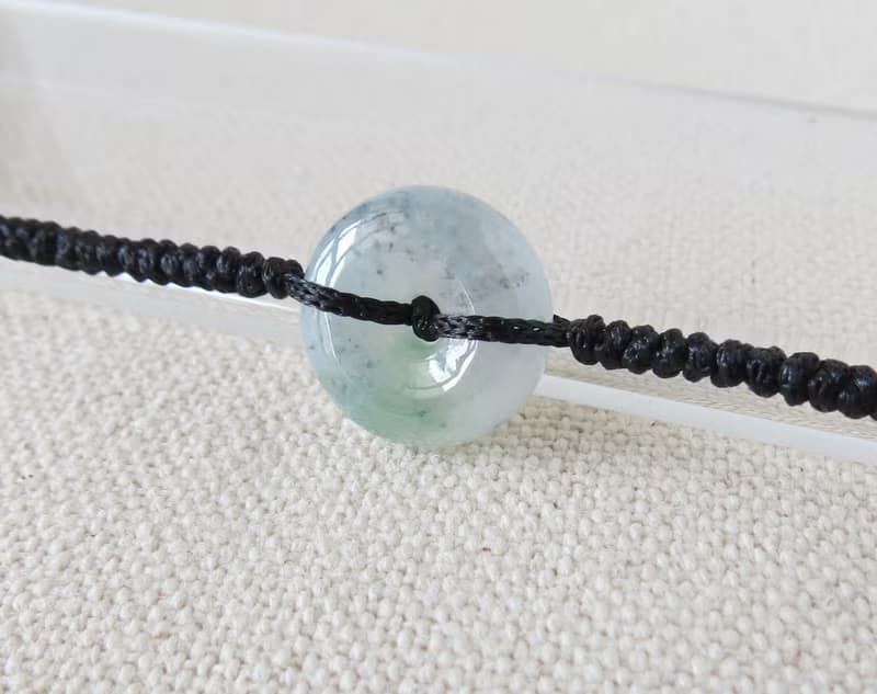 本命年【歲歲平安】冰烏雞飄綠翡翠絲光編織手鍊*SW27*招財開運