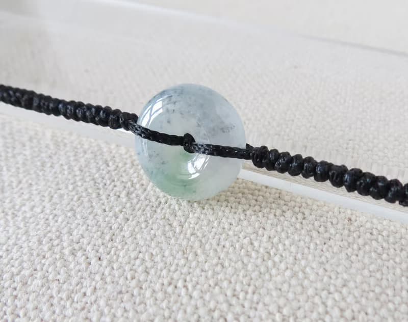 本命年【歲歲平安】冰烏雞飄綠翡翠絲光編織手鍊*SW27*招財開運