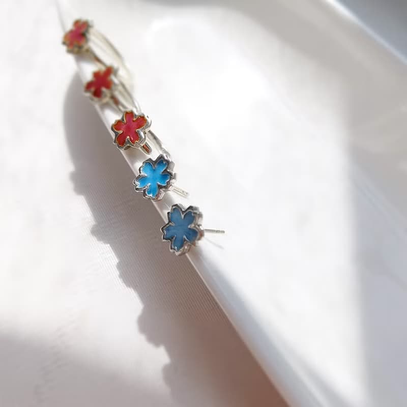 【春天來了】落櫻系 -花晴- 琺瑯925純銀 櫻花耳針 單支耳釘