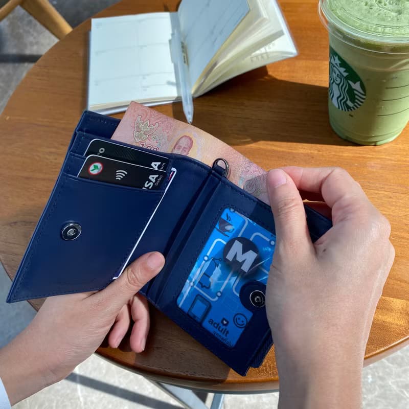 短夾包 真皮皮夾 Leather wallet with strap Blue