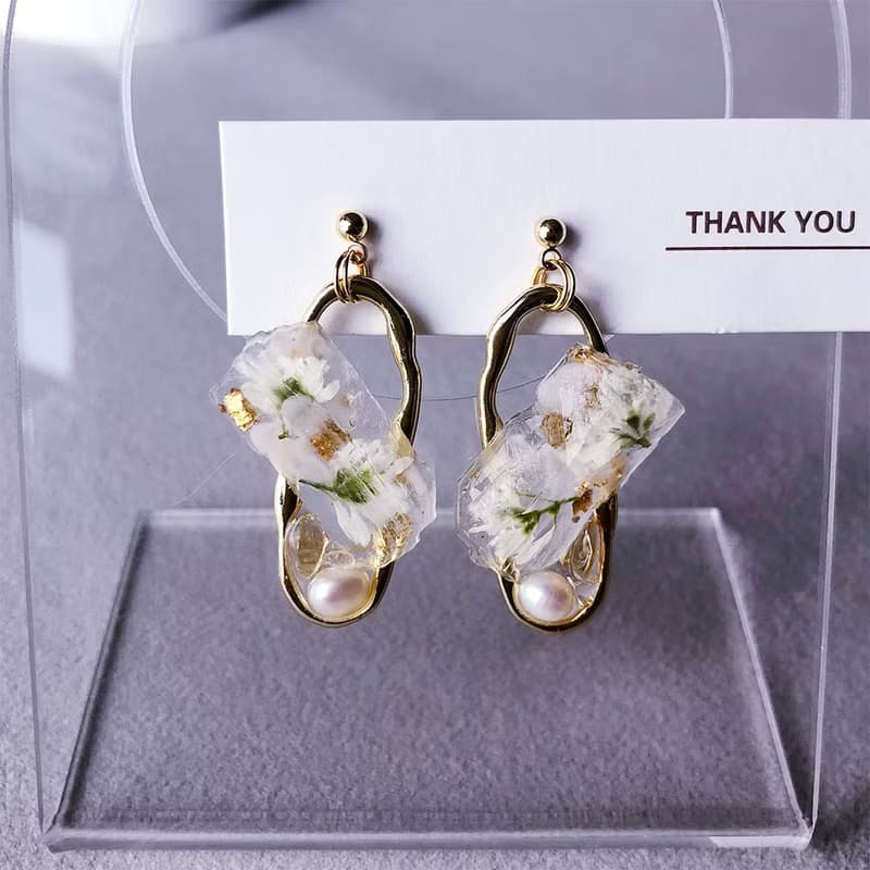 【茜作】乾燥花手工定制耳環 耳夾 耳針 耳墜 聖誕飄雪 吊墜設計