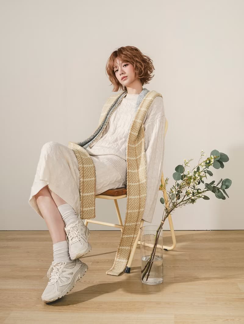 AMBER 系列 - 暮砂 * 米色 混織毛料 圍巾 連帽圍巾