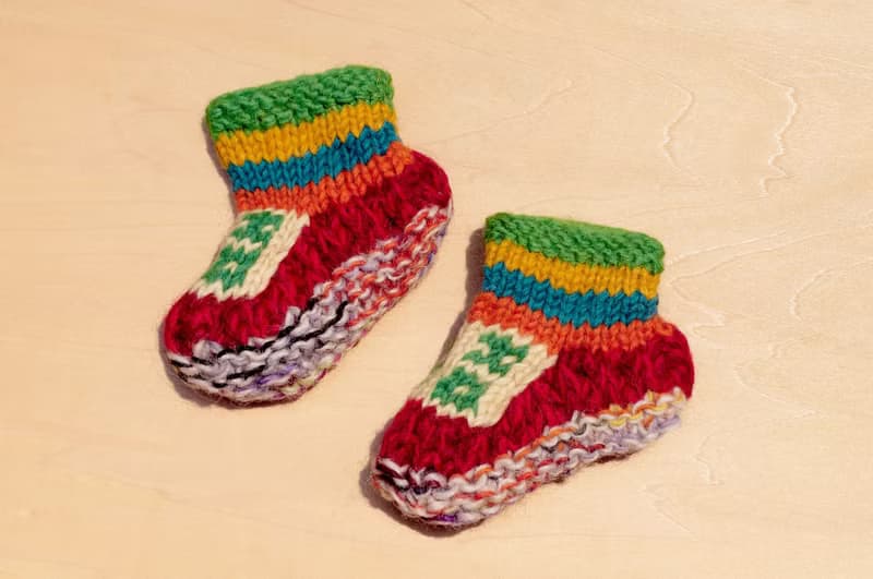 彌月禮盒 限量一件針織純羊毛保暖襪 / 兒童毛襪 / 童毛襪 / 內刷毛襪 / 針織毛襪 / 兒童室內襪 - 鮮豔色系 民族風圖騰