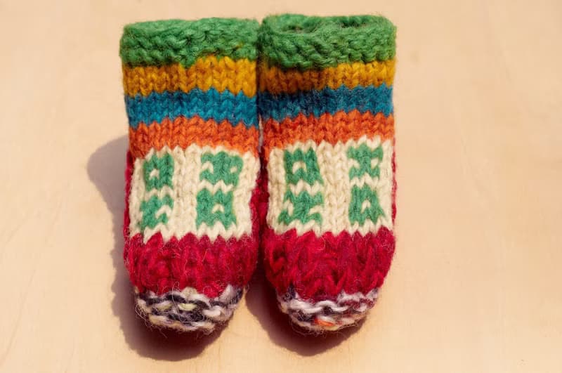 彌月禮盒 限量一件針織純羊毛保暖襪 / 兒童毛襪 / 童毛襪 / 內刷毛襪 / 針織毛襪 / 兒童室內襪 - 鮮豔色系 民族風圖騰