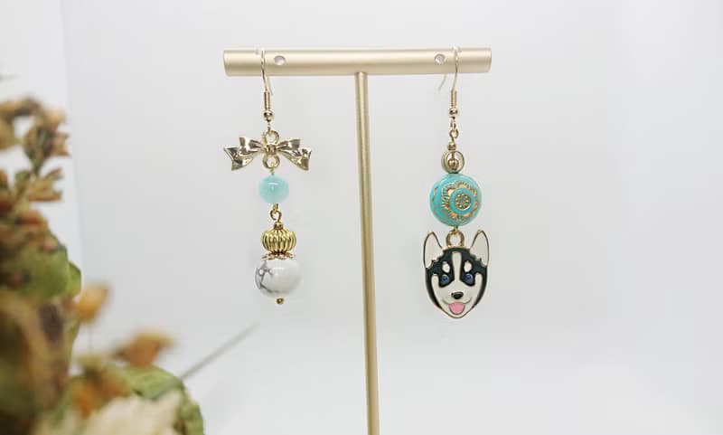 飛機耳 / 原創耳飾 / 【哈士奇】/ 天河石 / 白松石
