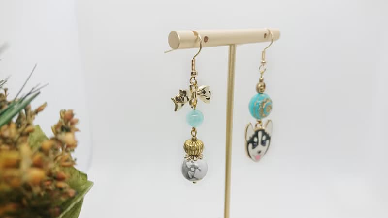 飛機耳 / 原創耳飾 / 【哈士奇】/ 天河石 / 白松石