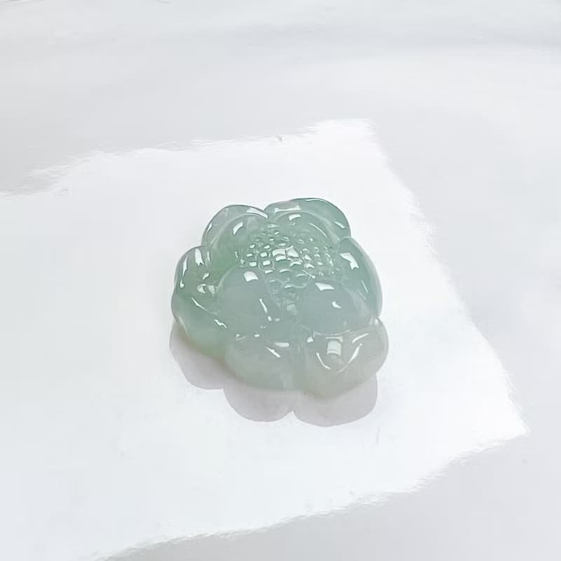 冰種飄綠翡翠蓮花 | 天然緬甸玉A貨翡翠 | 送禮