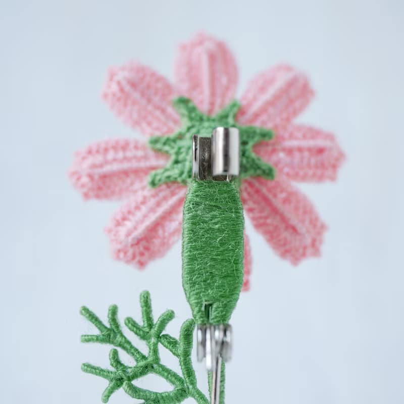 粉紅色秋桜的胸針 / 手工 / 手工編織 / 繡花線 / 秋天的花