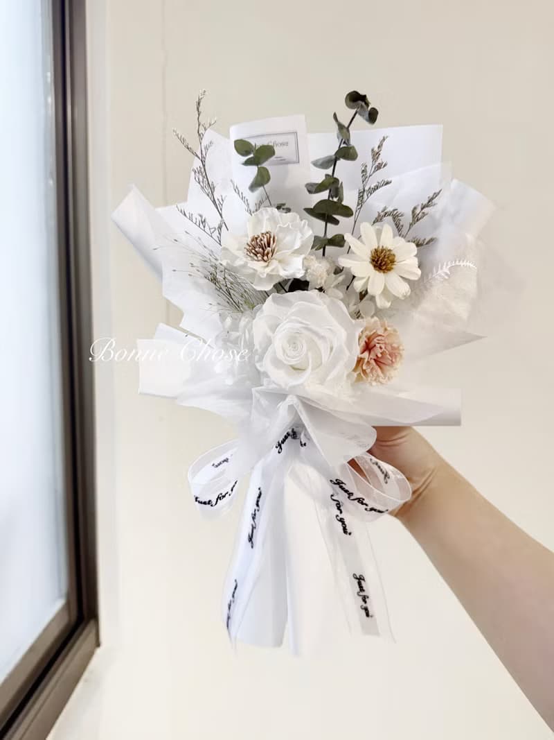 小清新白色系永生花束、生日花束、告白花束、小資禮物、送女友