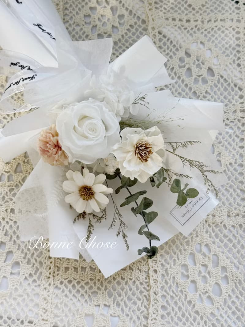 小清新白色系永生花束、生日花束、告白花束、小資禮物、送女友