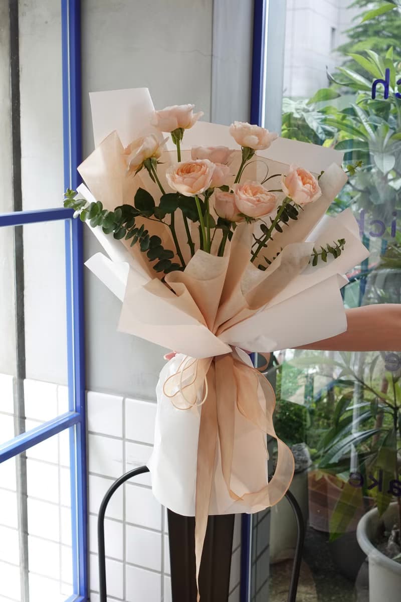 庭園玫瑰花束 韓式花束  生日花束 女友禮物 求婚花束