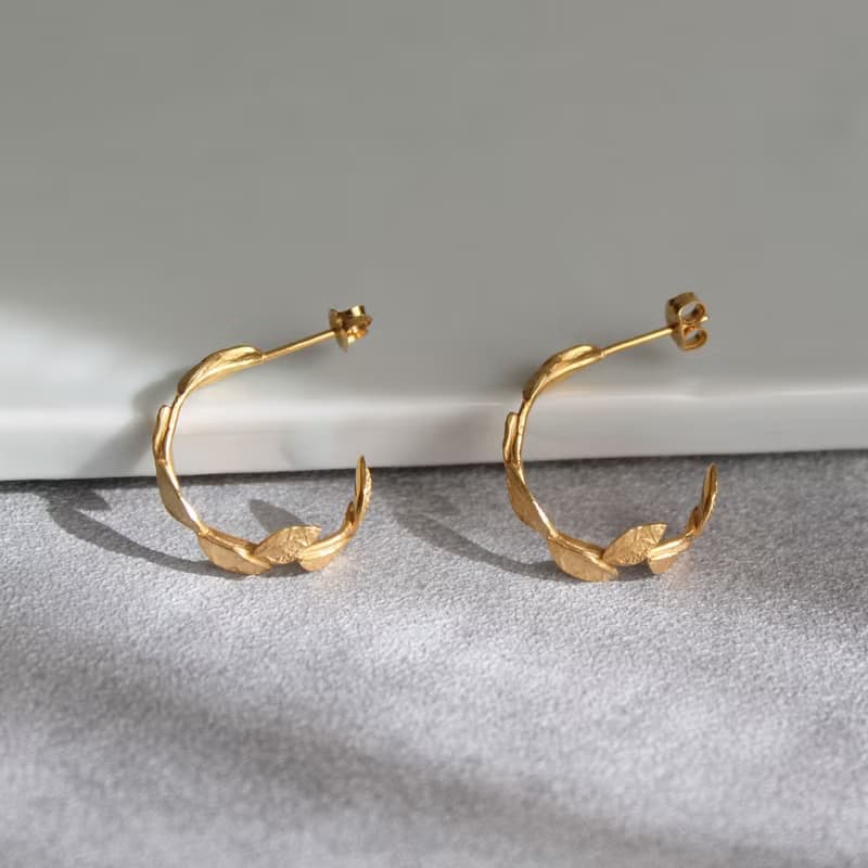 Small leaf hoop earrings