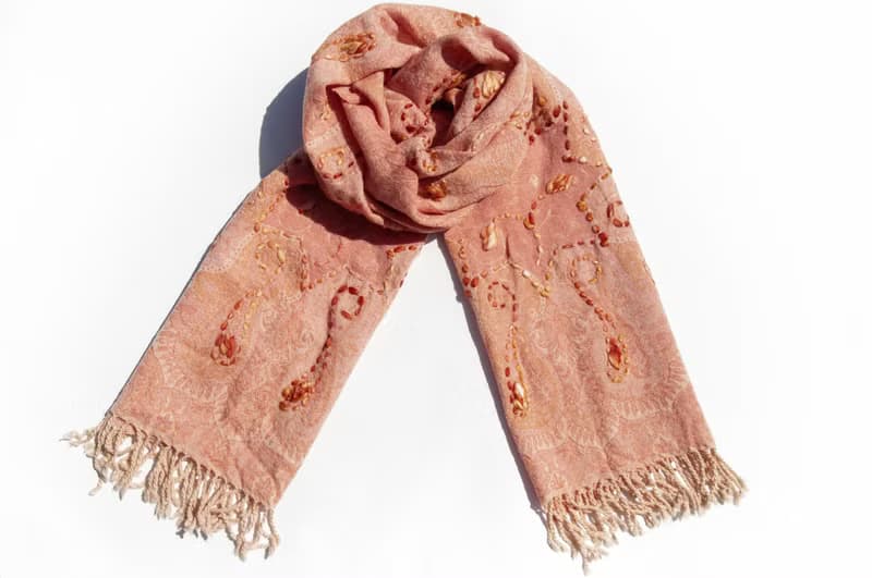 喀什米爾Cashmere/水煮羊毛披肩/針織圍巾/刺繡圍巾/羊絨披巾-花