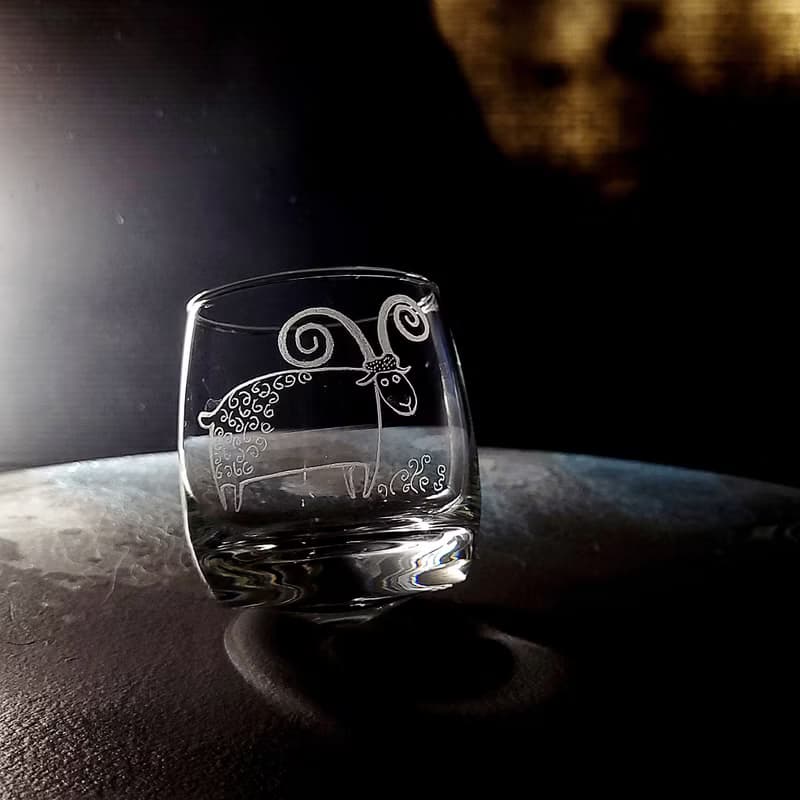 【生肖個性杯】客定手雕 搖擺杯 烈酒/調酒杯 雕圖/免費刻字
