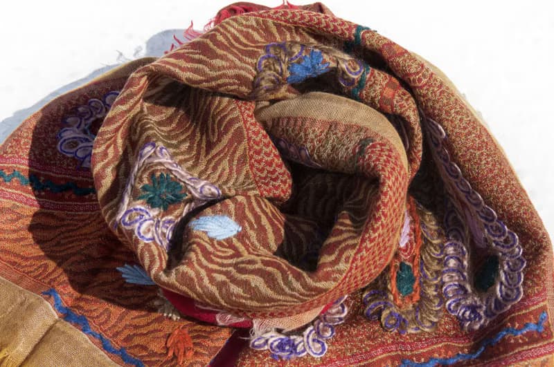 羊絨毯 刺繡毛毯 羊毛蓋毯 保暖披肩 手織圍巾 水煮羊毛披肩/針織圍巾/刺繡圍巾/羊絨披巾/喀什米爾Cashmere-花