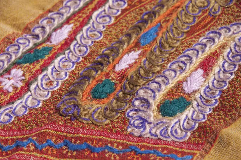 羊絨毯 刺繡毛毯 羊毛蓋毯 保暖披肩 手織圍巾 水煮羊毛披肩/針織圍巾/刺繡圍巾/羊絨披巾/喀什米爾Cashmere-花