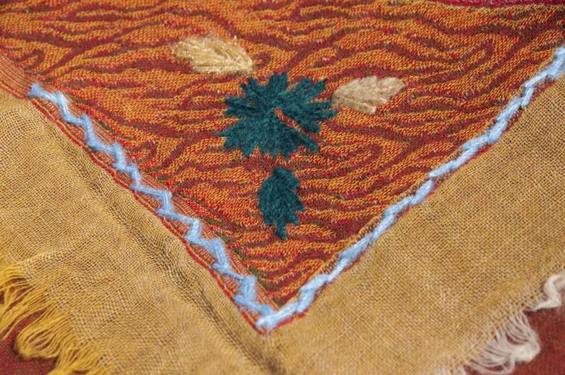 羊絨毯 刺繡毛毯 羊毛蓋毯 保暖披肩 手織圍巾 水煮羊毛披肩/針織圍巾/刺繡圍巾/羊絨披巾/喀什米爾Cashmere-花