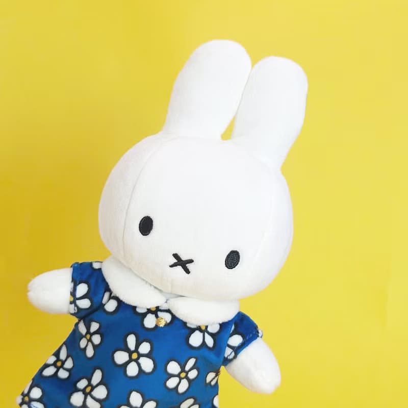 BON TON TOYS Miffy米菲兔填充玩偶-碎花洋裝 藍 24cm