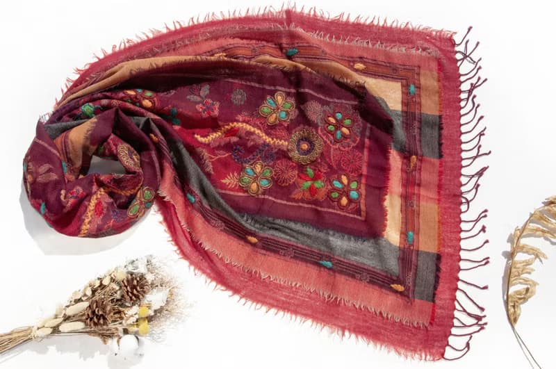 喀什米爾Cashmere/水煮羊毛披肩/針織圍巾/刺繡圍巾/羊絨披巾-花