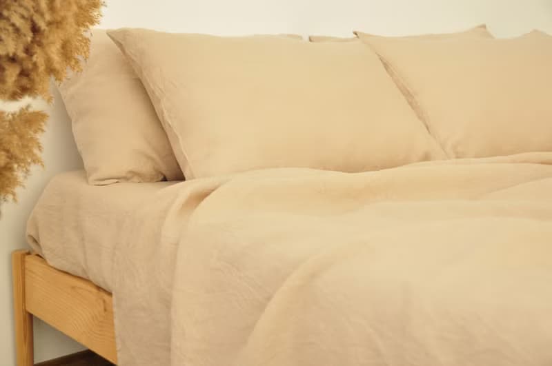 Caramel linen sheet set / Flat+fitted sheet+2 pillowcases / Beige bedding
