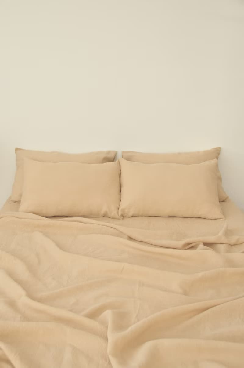 Caramel linen sheet set / Flat+fitted sheet+2 pillowcases / Beige bedding