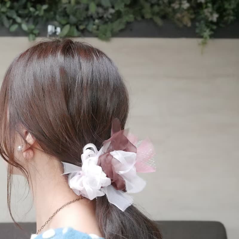 咲き編みシュシュ || いちごチョコ ||