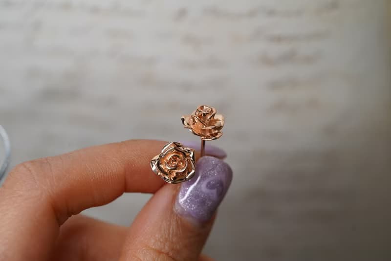 E196 18K金玫瑰花耳環 (直徑9MM)
