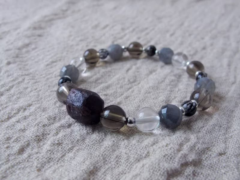 純銀 ∣ 石榴石 黑髮晶 拉長石 天然石手鍊