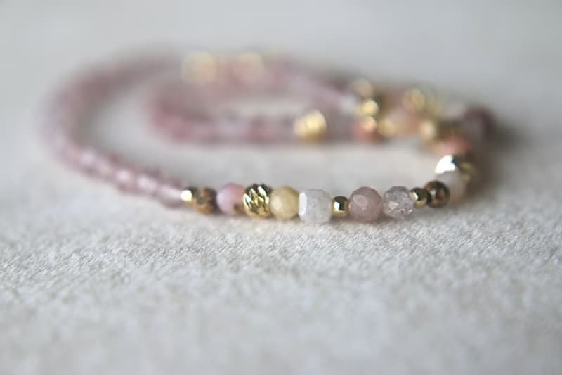 手環 草莓晶 粉紅澳寶 - 笑眯眯 -