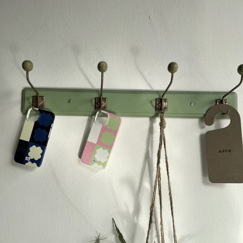 half clover hard iPhone Case (pink)